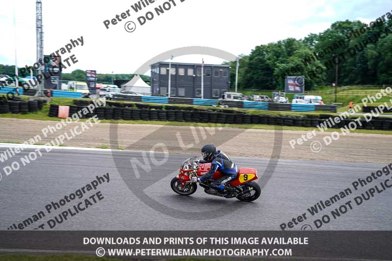 enduro digital images;event digital images;eventdigitalimages;lydden hill;lydden no limits trackday;lydden photographs;lydden trackday photographs;no limits trackdays;peter wileman photography;racing digital images;trackday digital images;trackday photos